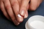 femeilor care nu au grija in mod de mainile si unghiile lor si acelea care folosesc produse